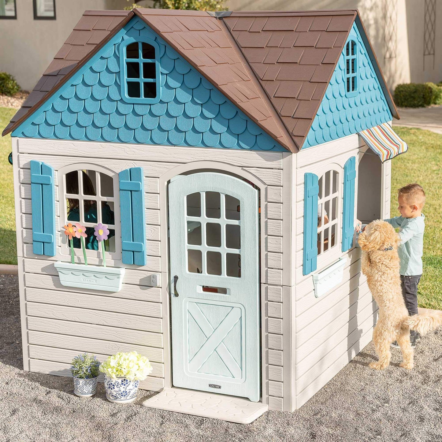 Lifetime Heavy Plastic Outdoor Playhouse