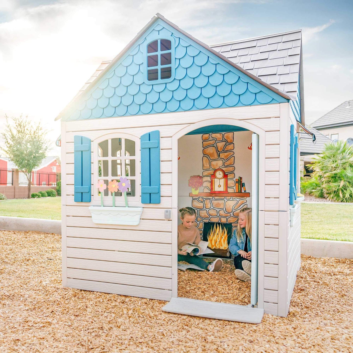 Lifetime Heavy Plastic Outdoor Playhouse